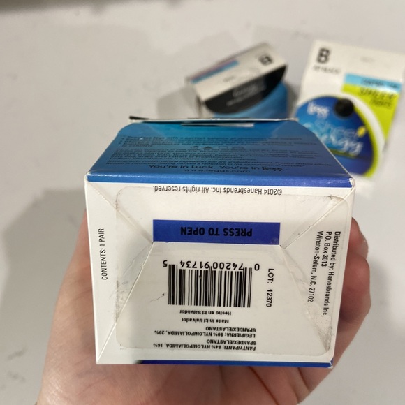 L'eggs Sheer Energy Pantyhose Nude and Jet Black Control Top size B - Picture 2 of 13